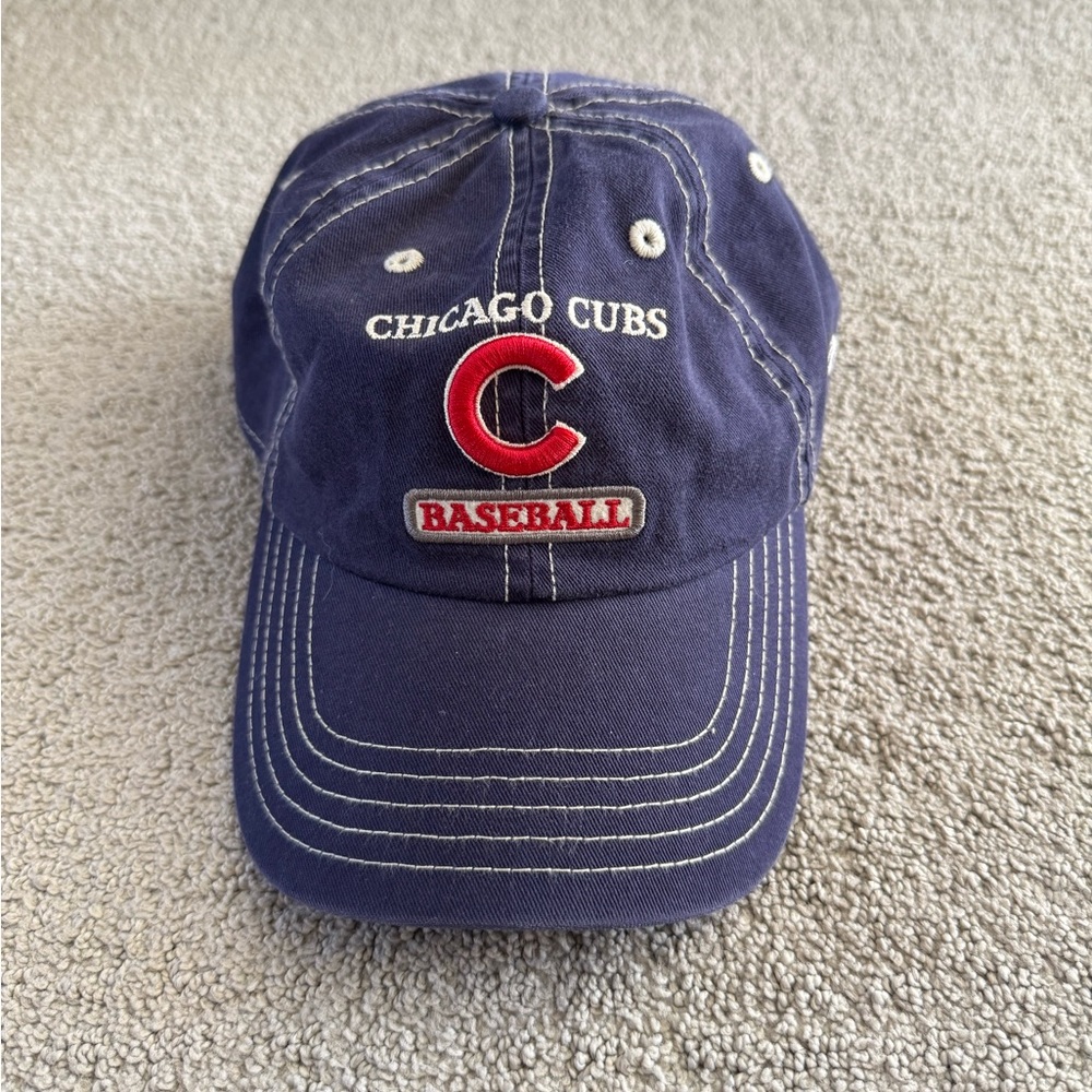 SOLD ELSEWHERE- Vintage Chicago Cubs MLB Strapback - New Era Navy Baseball Cap